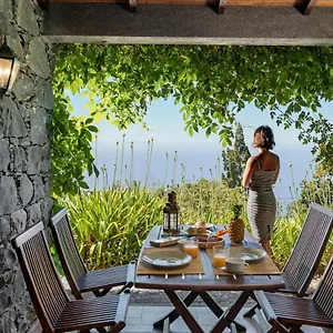 Gospodarstwo agroturystyczne Quinta Devonia By An Island, Funchal (Madeira)
